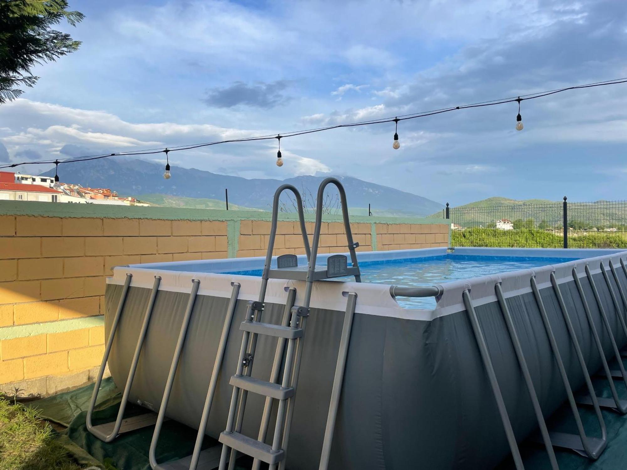 Baza Hostel - Swimming Pool Berat Exteriör bild